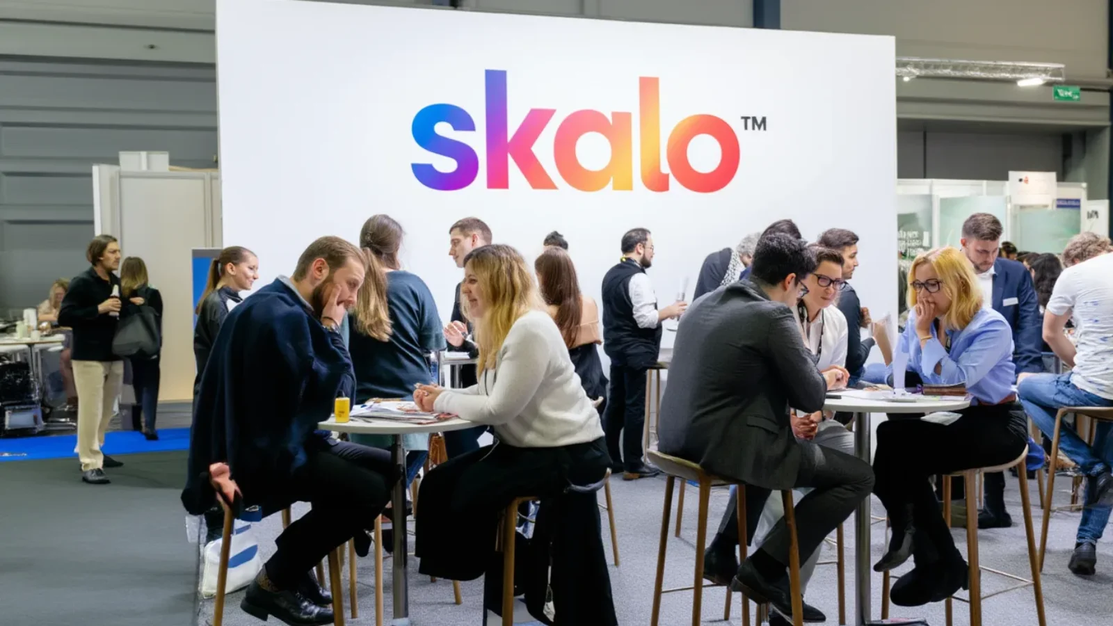Business Networking: Erfolgreich Kontakte knüpfen – skalo.pro